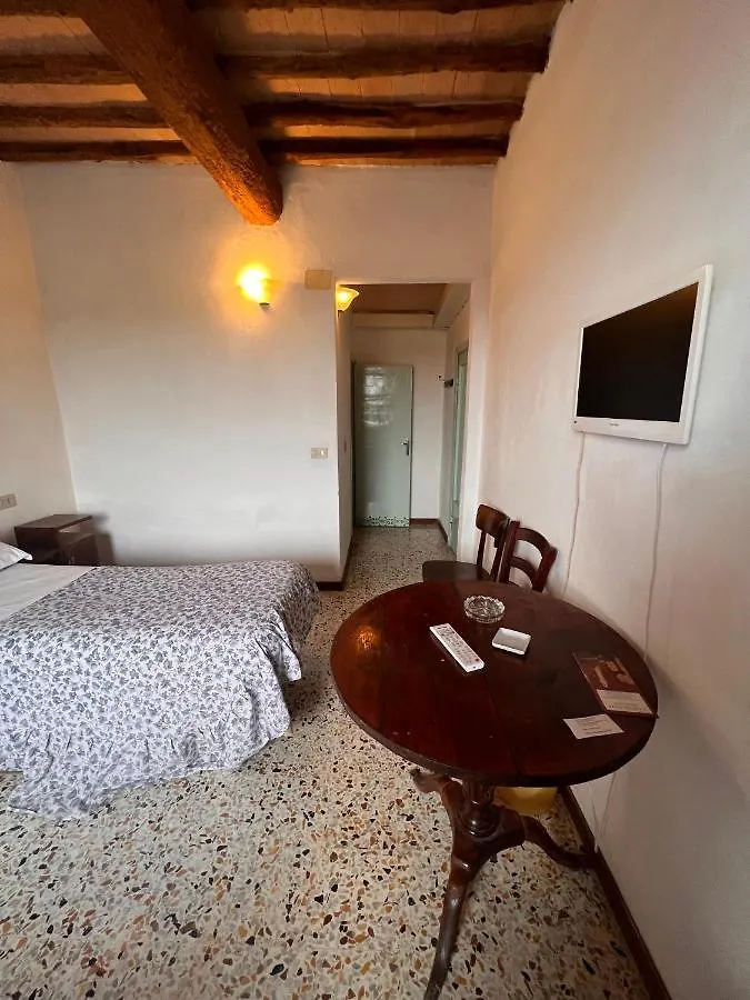 Hermes Casa Vacanza Monteroni d'Arbia Guest house